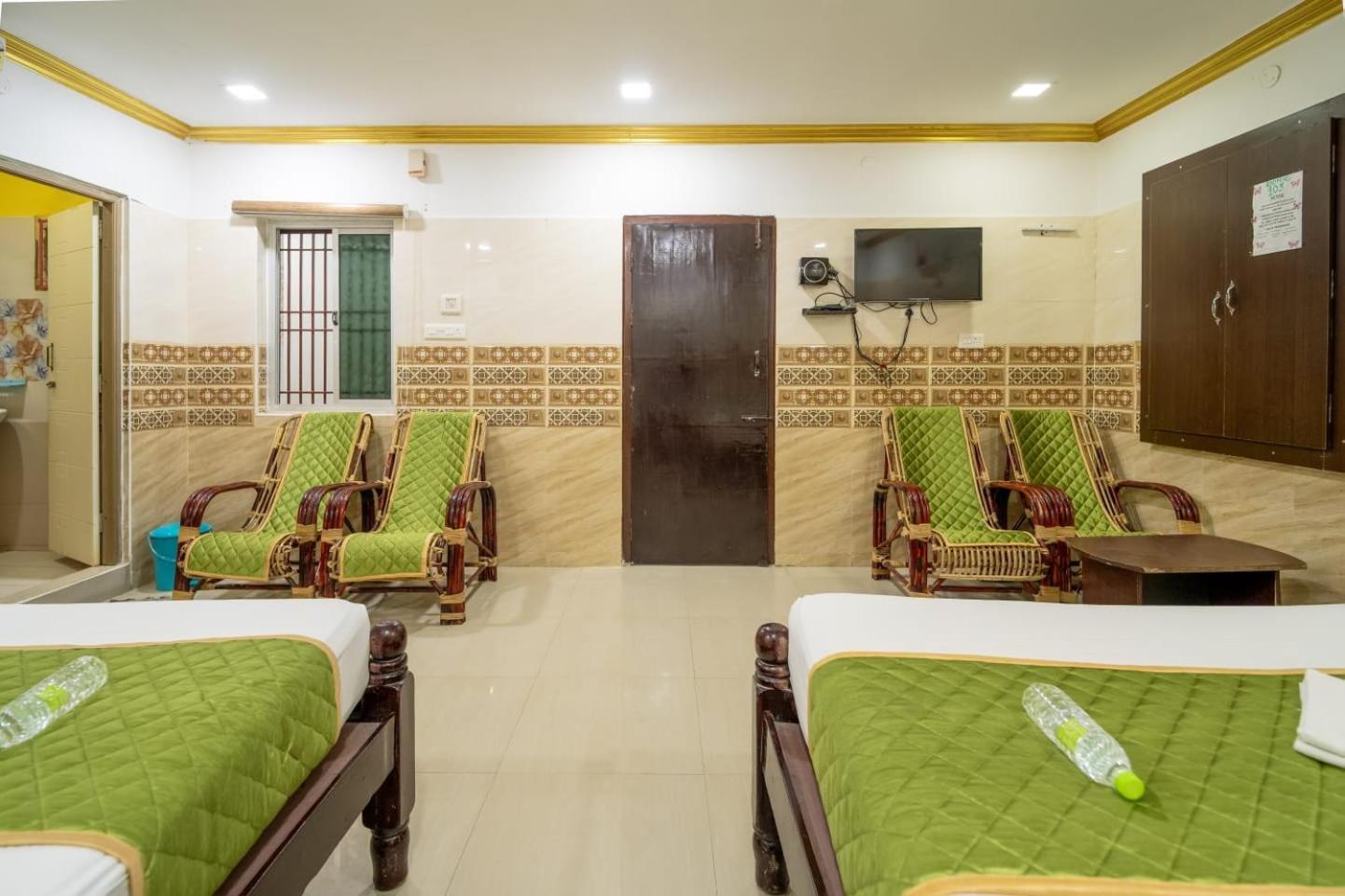 Hotel Sri Vinayaga Residency Rāmeswaram Esterno foto